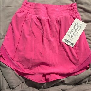 Women's Sonic Pink Hotty Hot HR Athletic skirt Lululemon